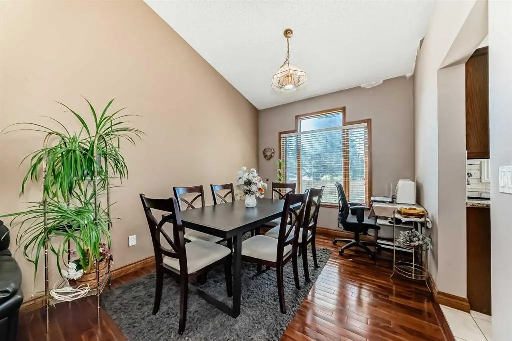 165 Shawinigan Drive SW