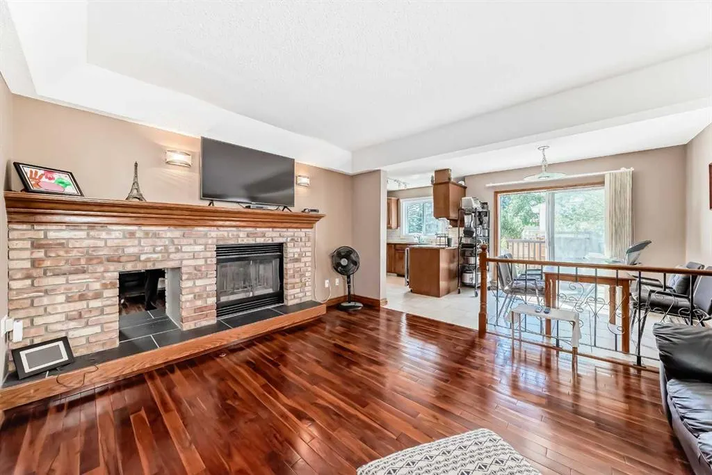 165 Shawinigan Drive SW