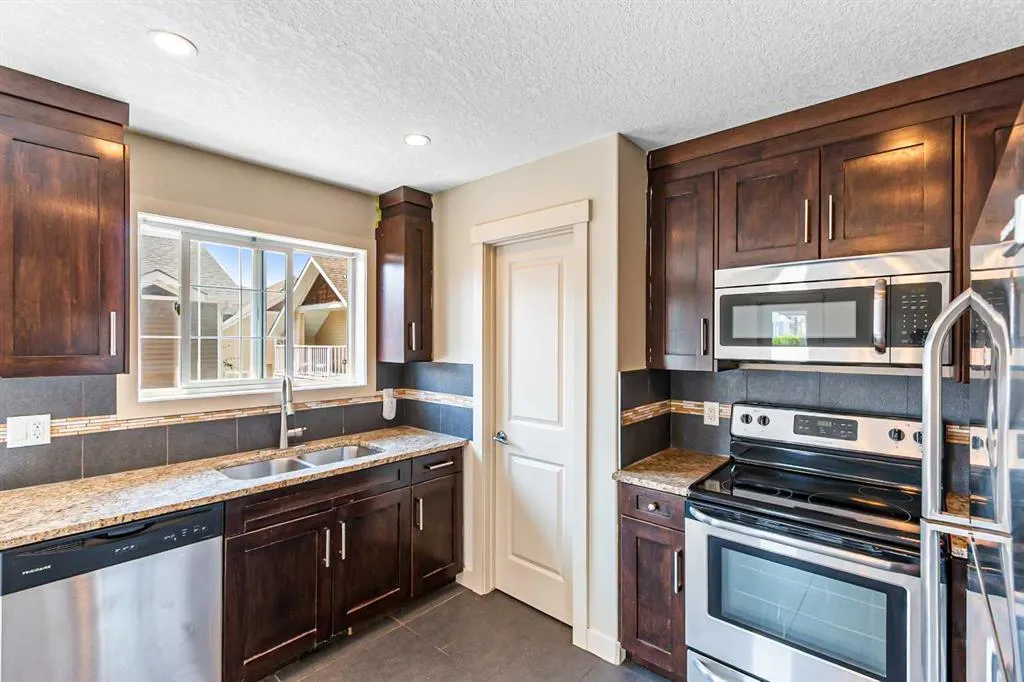 973 Channelside Road SW