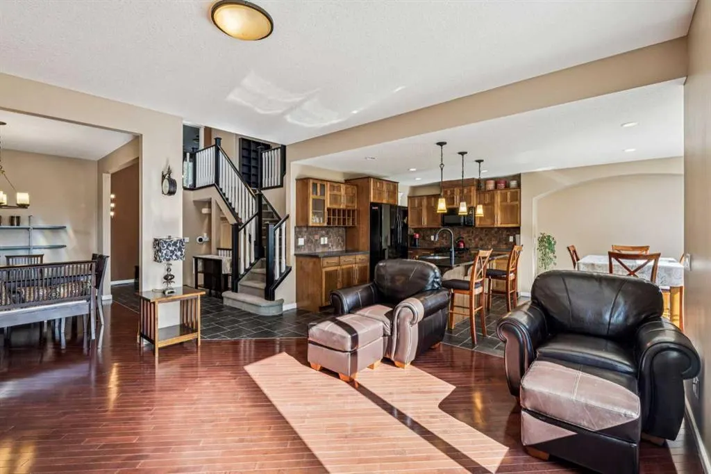 358 Crystal Green Rise
