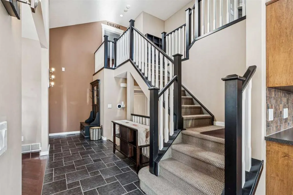 358 Crystal Green Rise