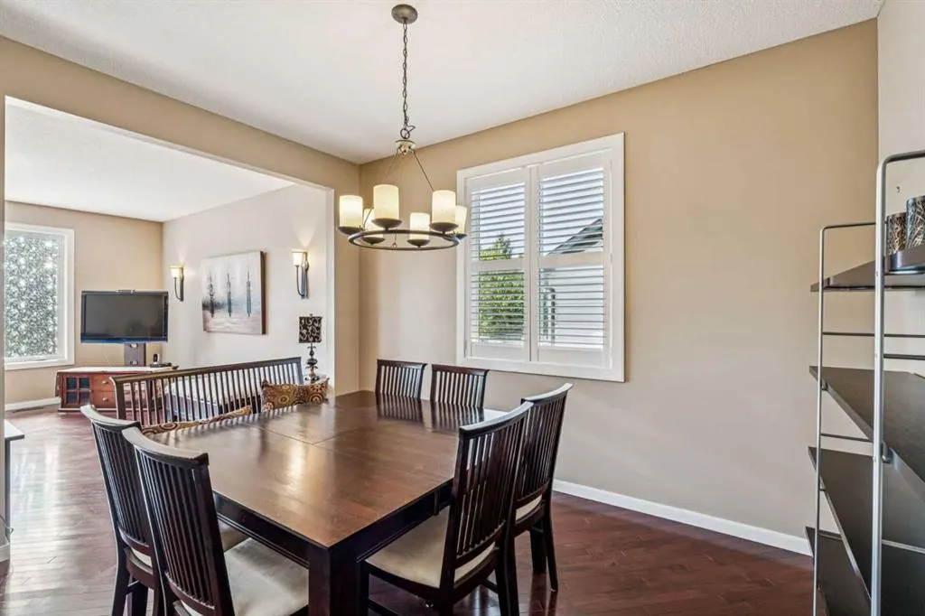 358 Crystal Green Rise