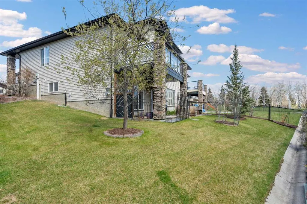 358 Crystal Green Rise