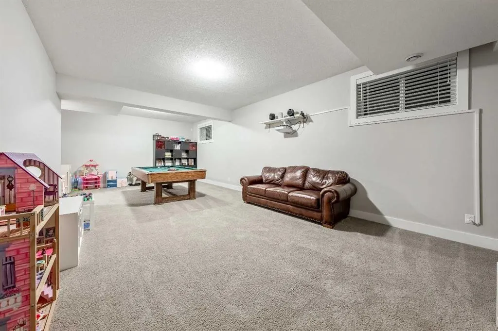 105 Boulder Creek Bay SE