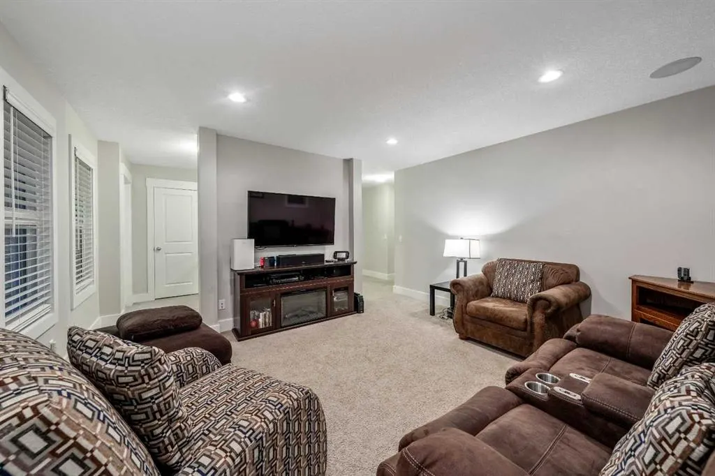 105 Boulder Creek Bay SE