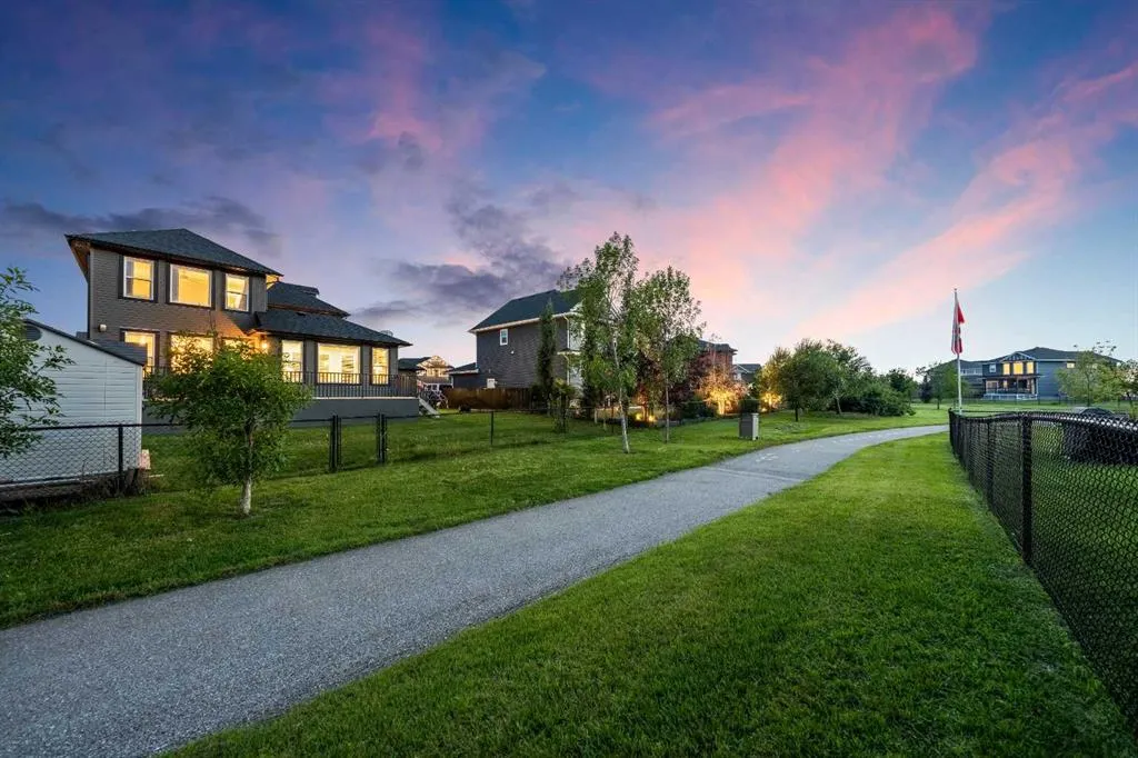 105 Boulder Creek Bay SE