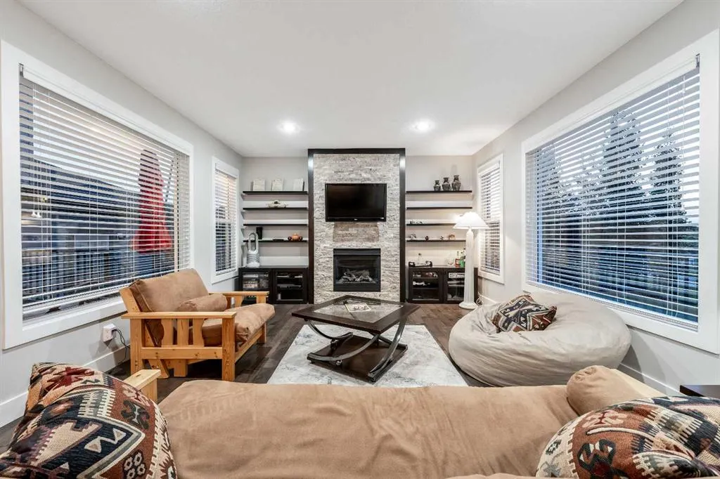 105 Boulder Creek Bay SE