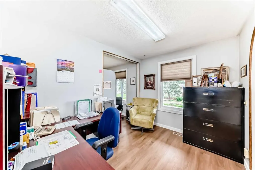 35 Pensville Road SE