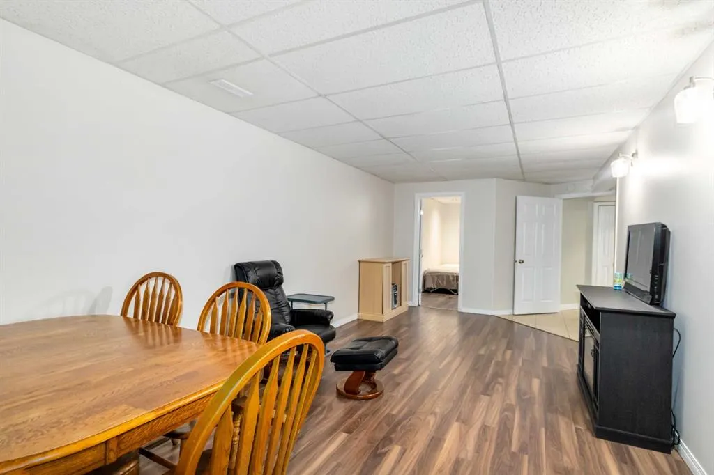 129 Ermine Crescent