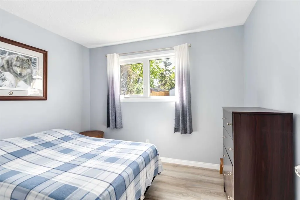 129 Ermine Crescent