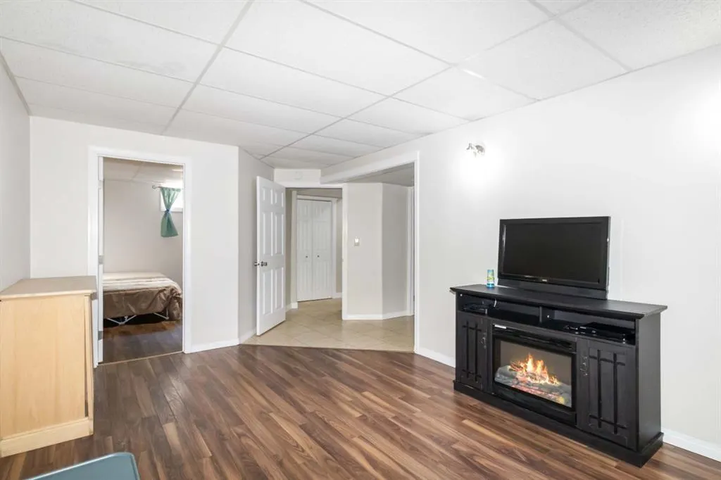 129 Ermine Crescent
