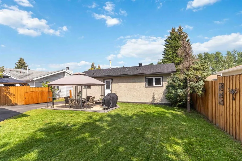 129 Ermine Crescent