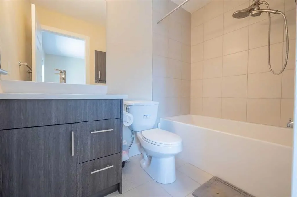 22 Quarry Lane SE