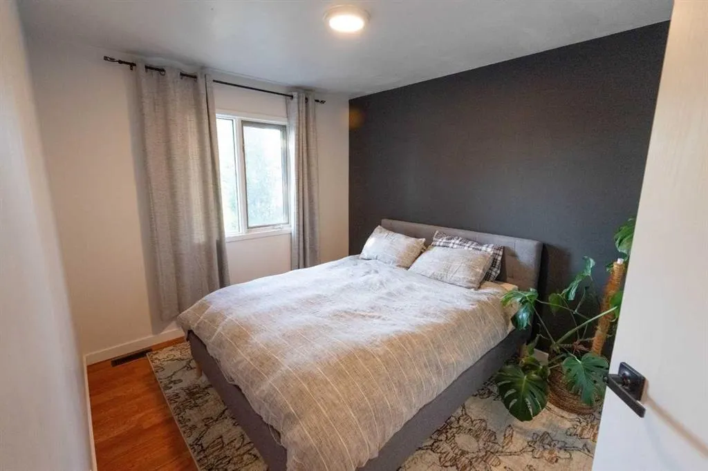 33 Sundown Close SE
