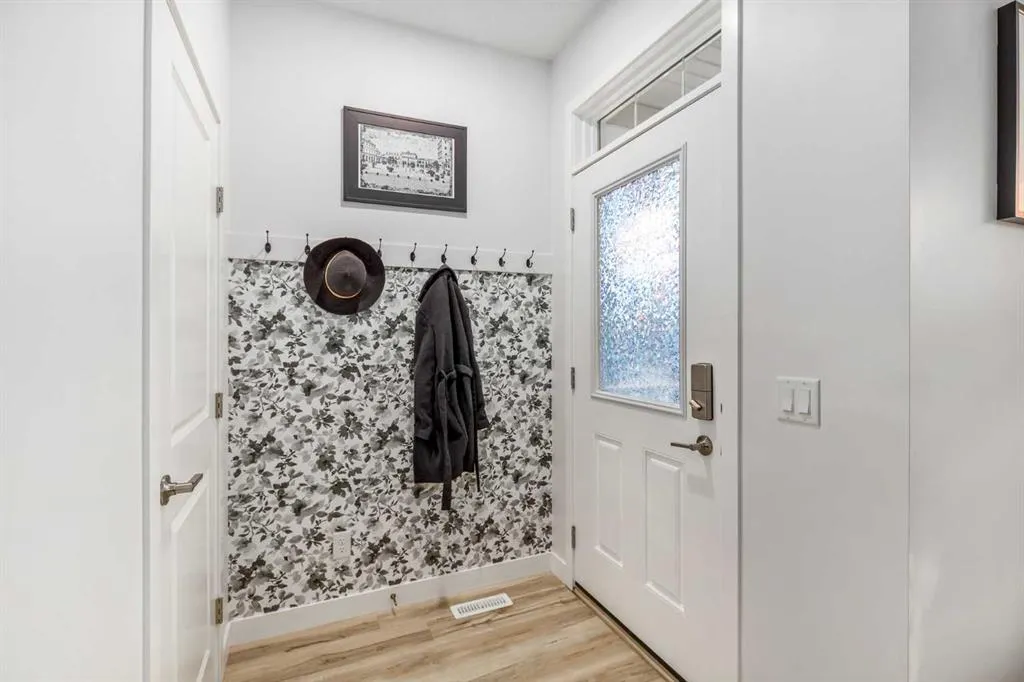 350 Masters Row SE