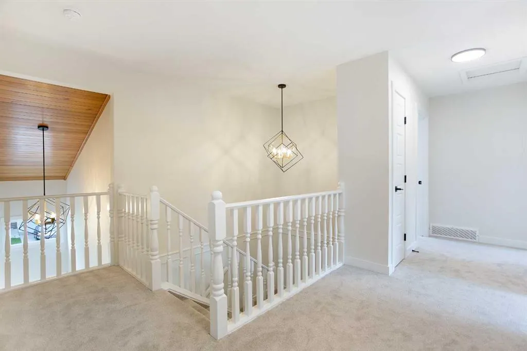 24 Hawkwood Crescent NW