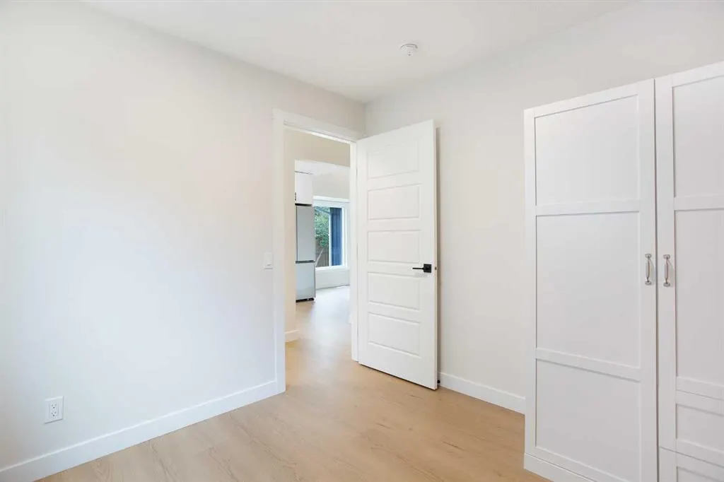 24 Hawkwood Crescent NW