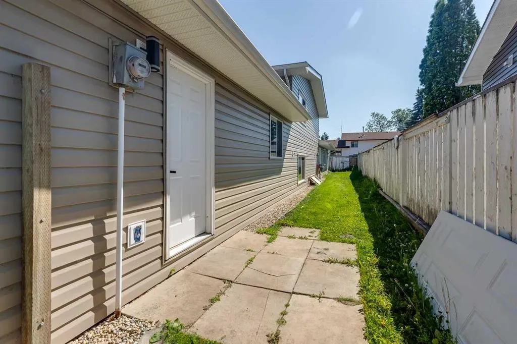 104 Oak Drive