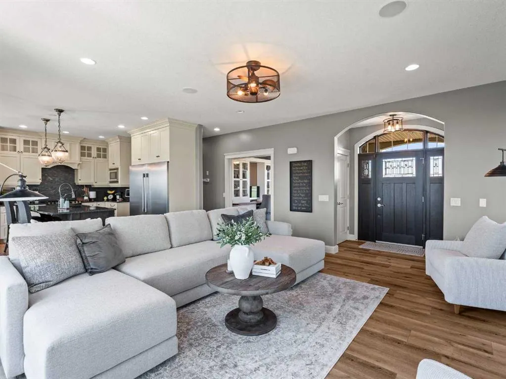 18 Sunset Ridge Drive