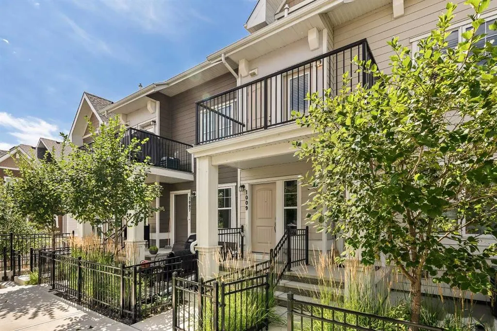 1009 Cranbrook Walk SE