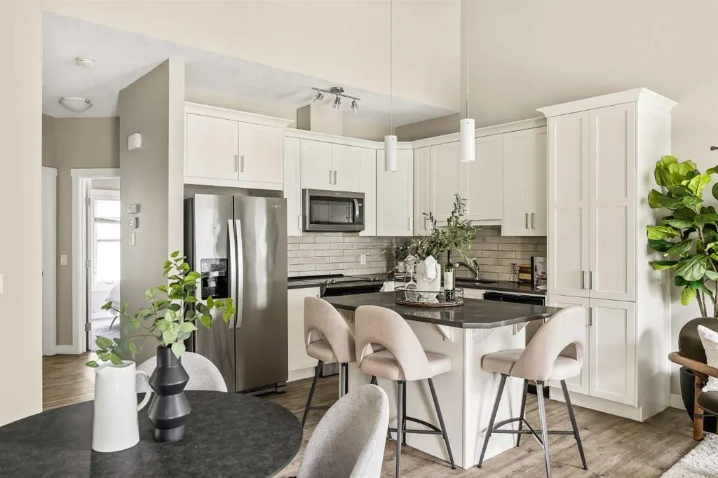 1009 Cranbrook Walk SE