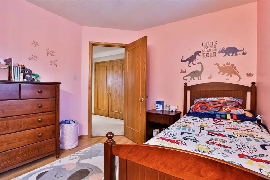 93 Coachwood Road W
