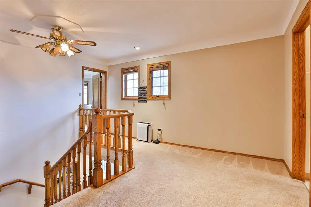 93 Coachwood Road W