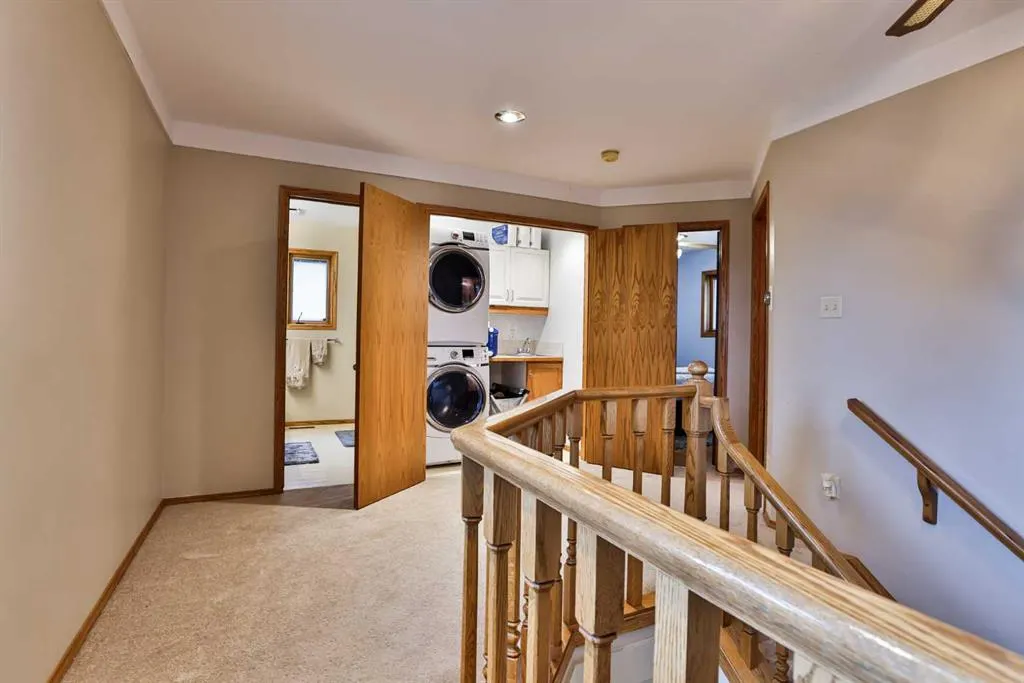 93 Coachwood Road W