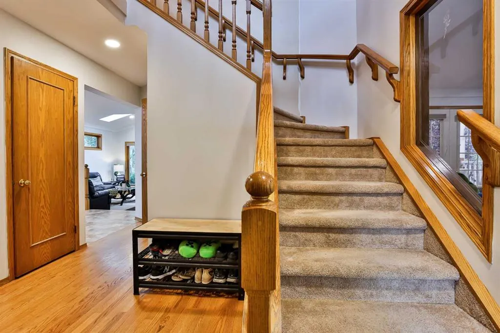 93 Coachwood Road W