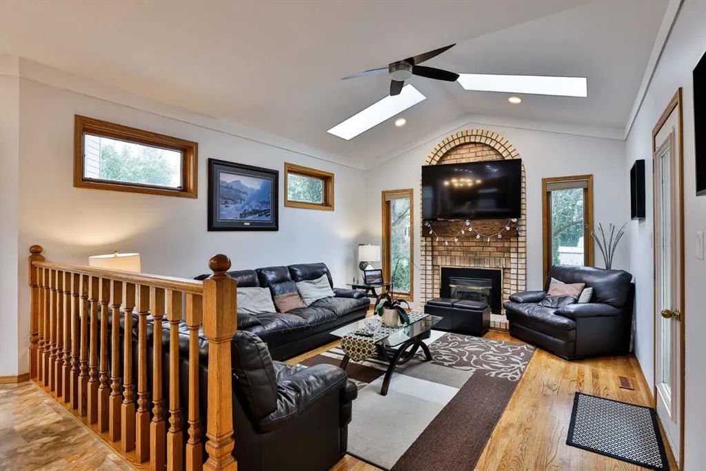 93 Coachwood Road W