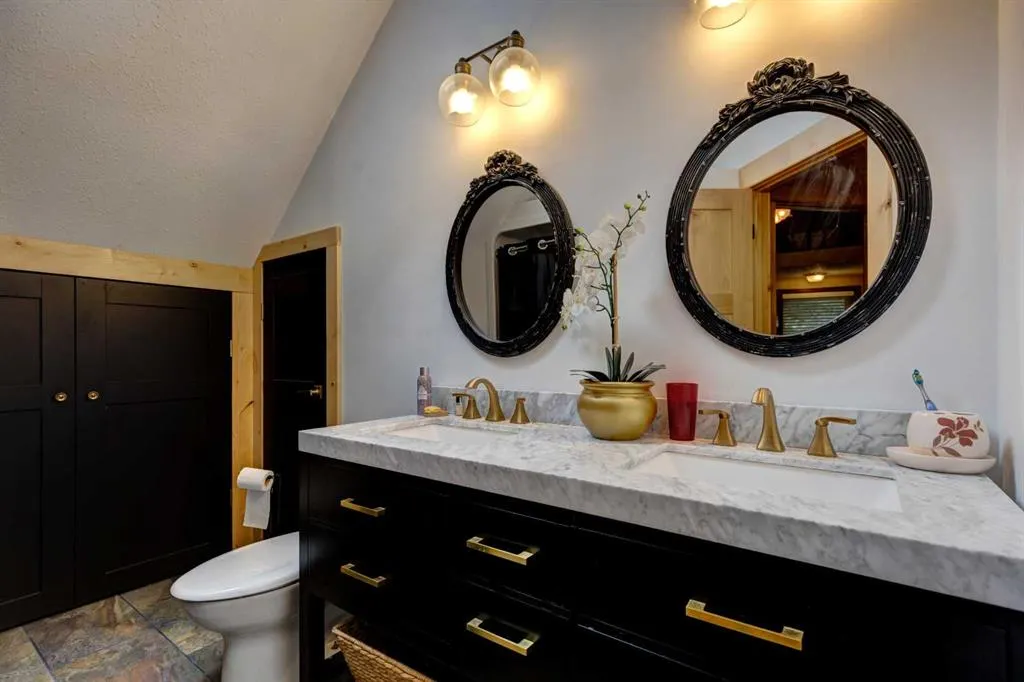 211 Glen Crescent