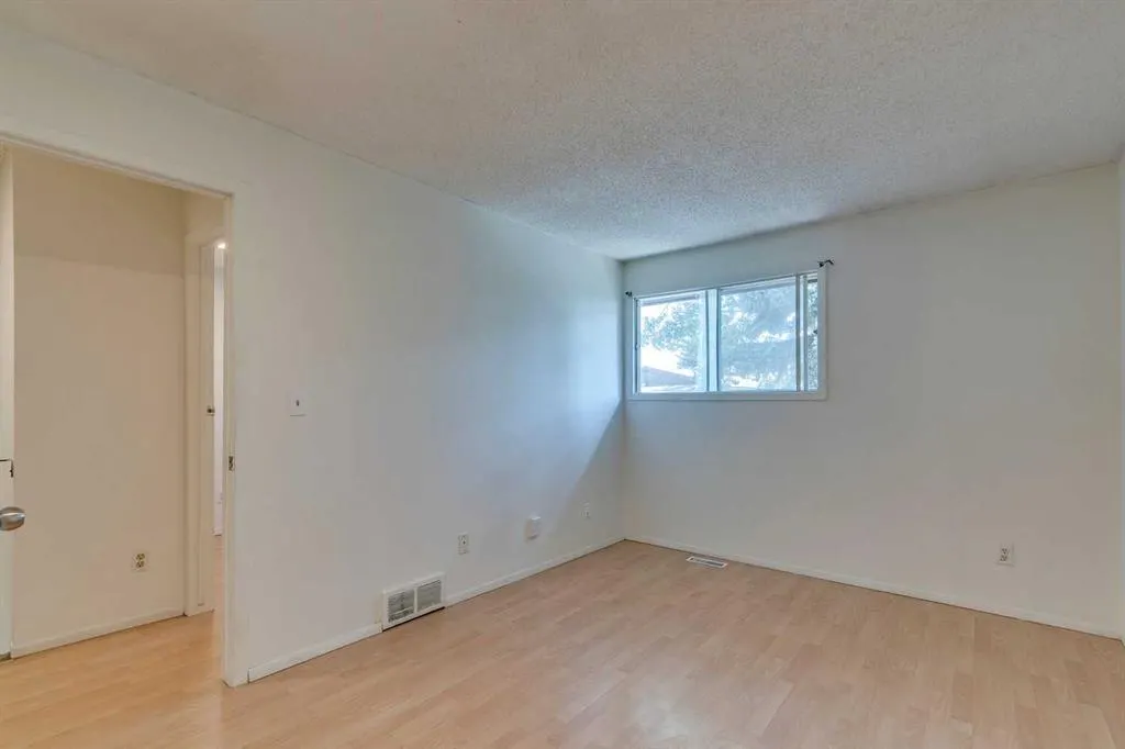 5404 10 Avenue SE, #111
