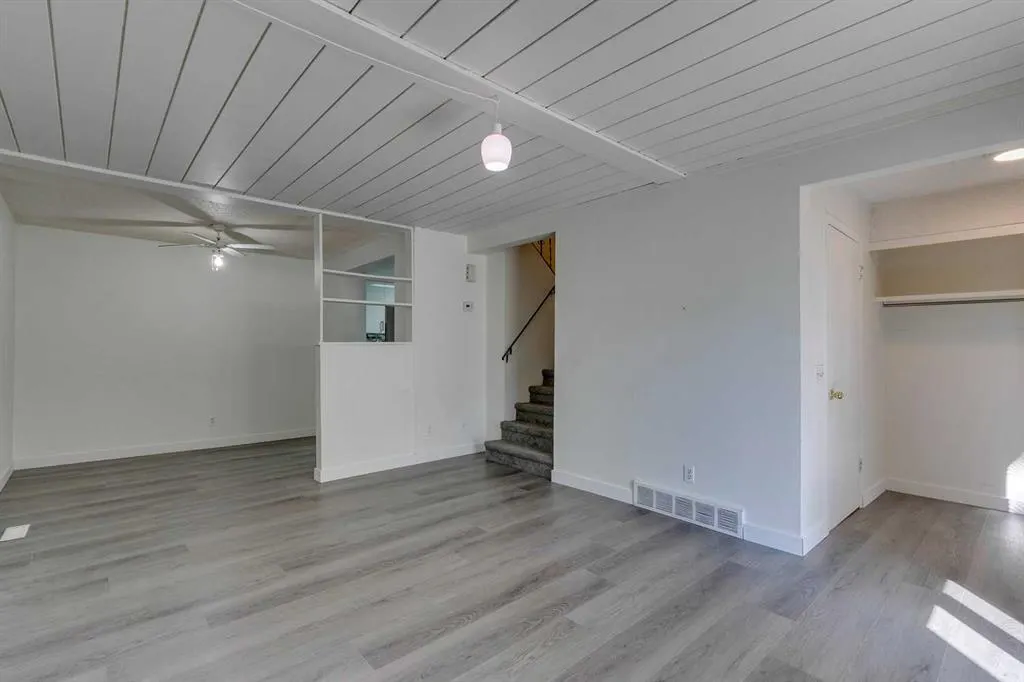 5404 10 Avenue SE, #111