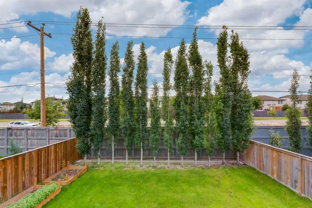 165 Bayside Loop SW