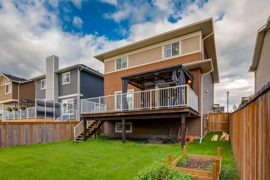 165 Bayside Loop SW