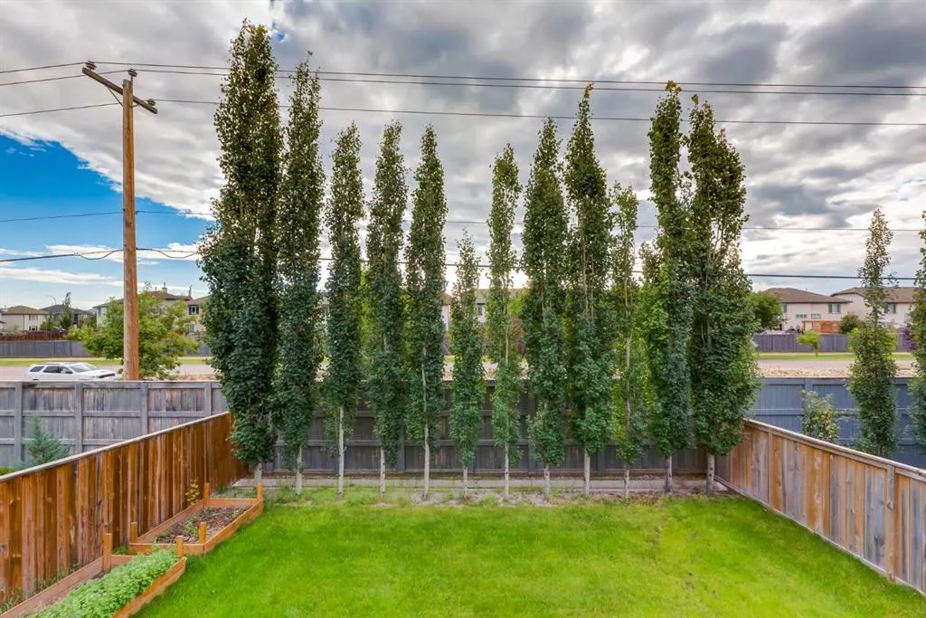165 Bayside Loop SW