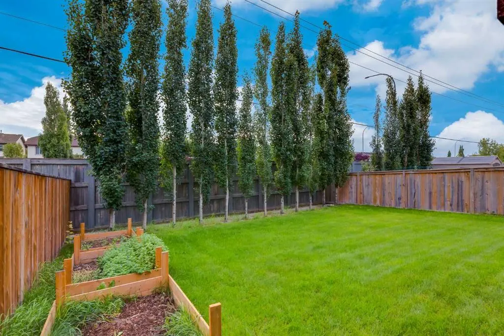 165 Bayside Loop SW
