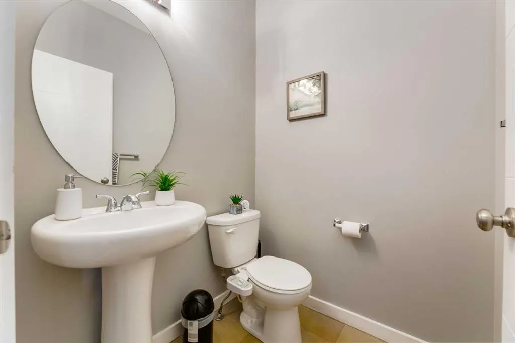 165 Bayside Loop SW