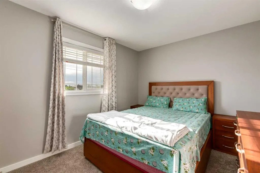 165 Bayside Loop SW