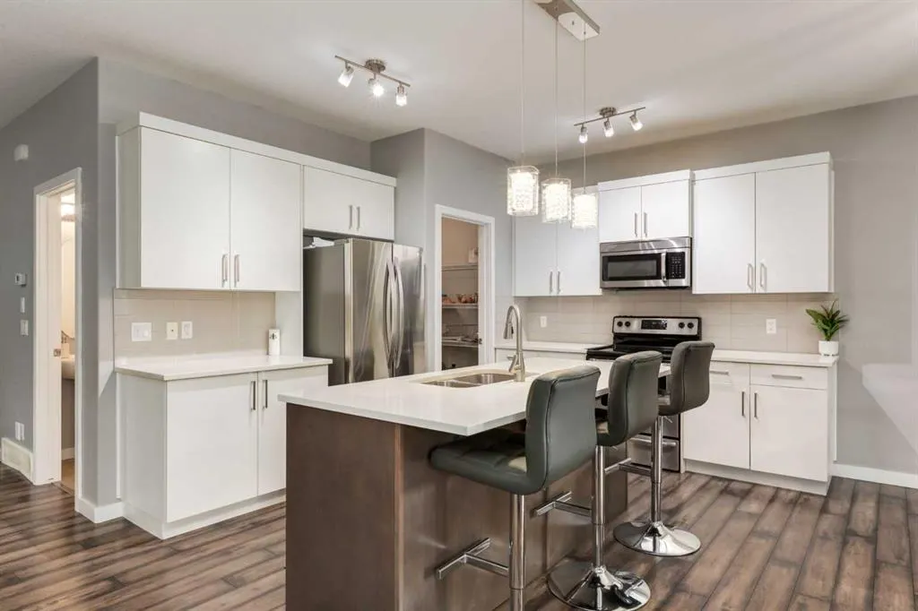 165 Bayside Loop SW