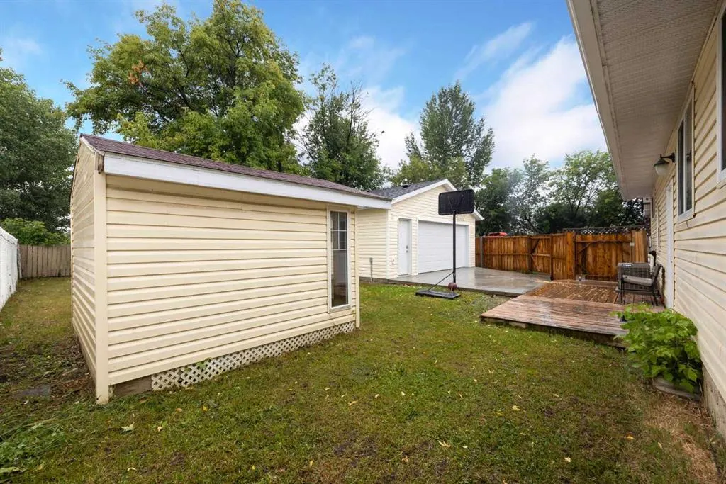 23 Mcleod Street