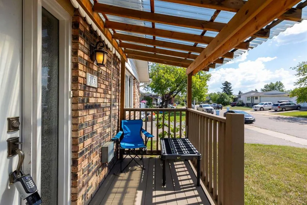 313 Hillcrest Drive