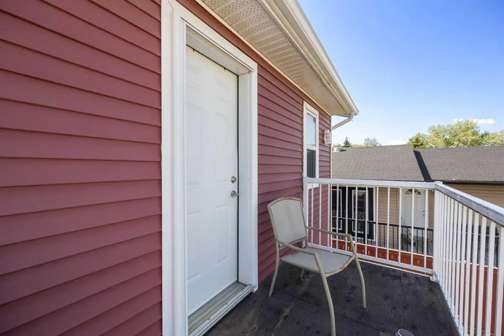 313 Hillcrest Drive