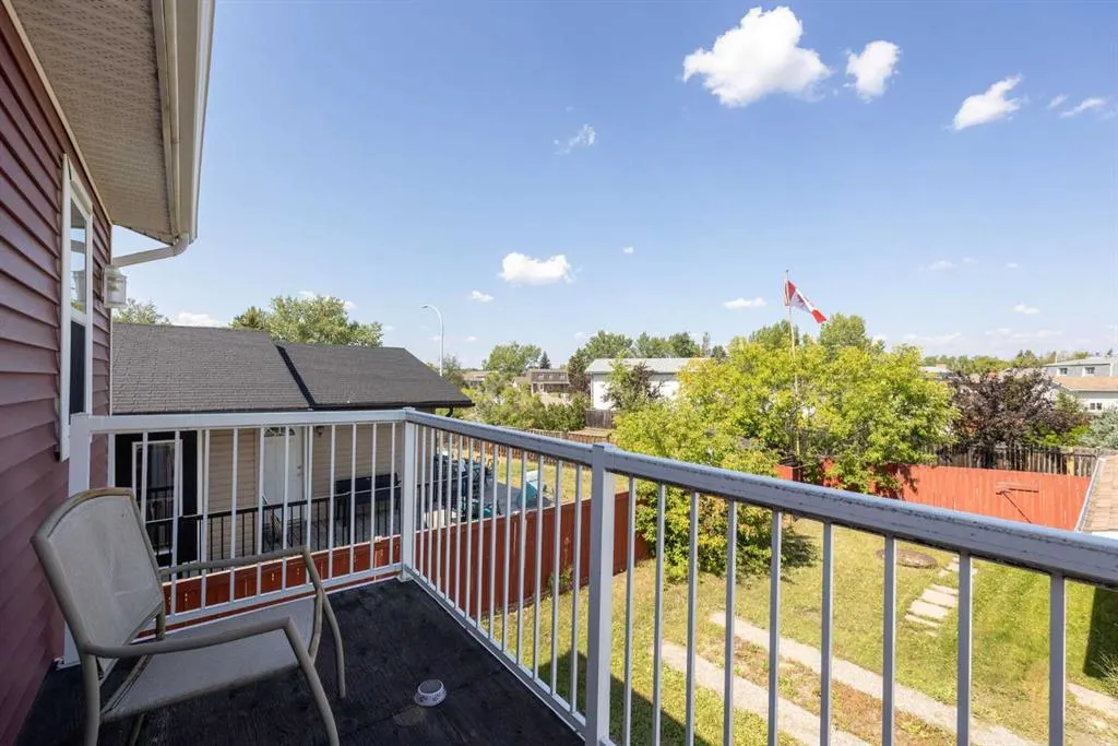 313 Hillcrest Drive