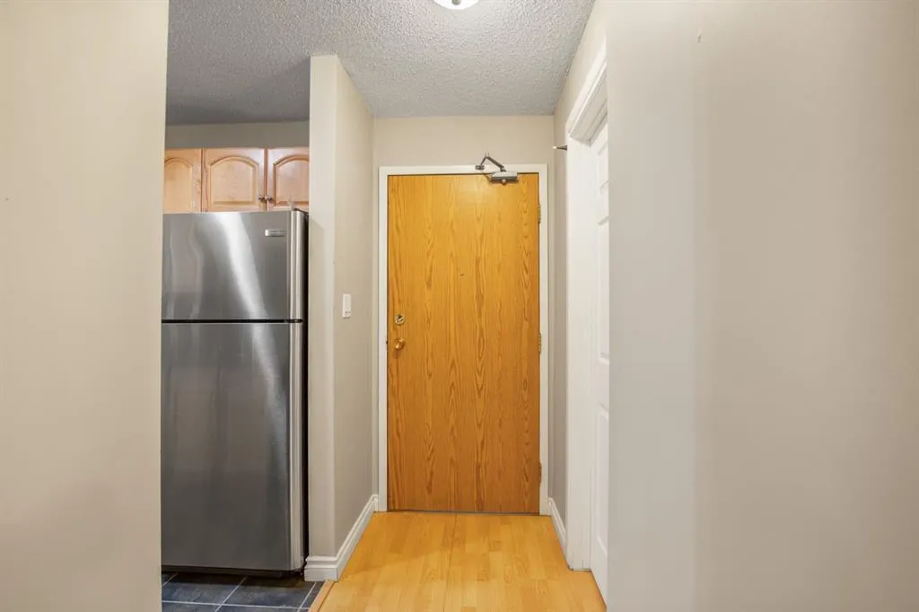 41 Bennett Street, #203
