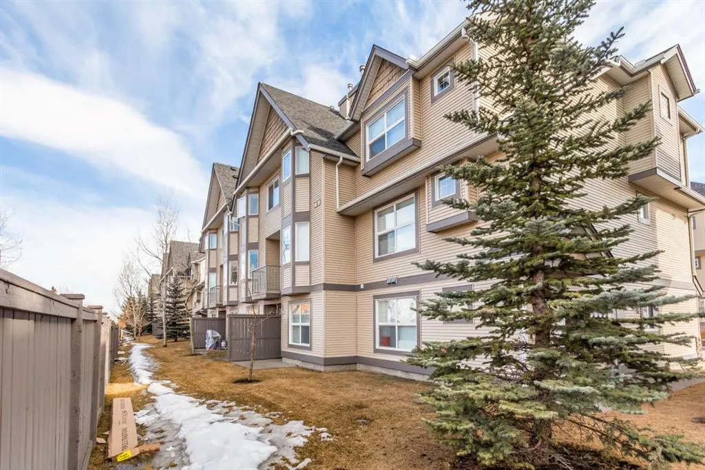 143 Cedarwood Lane SW