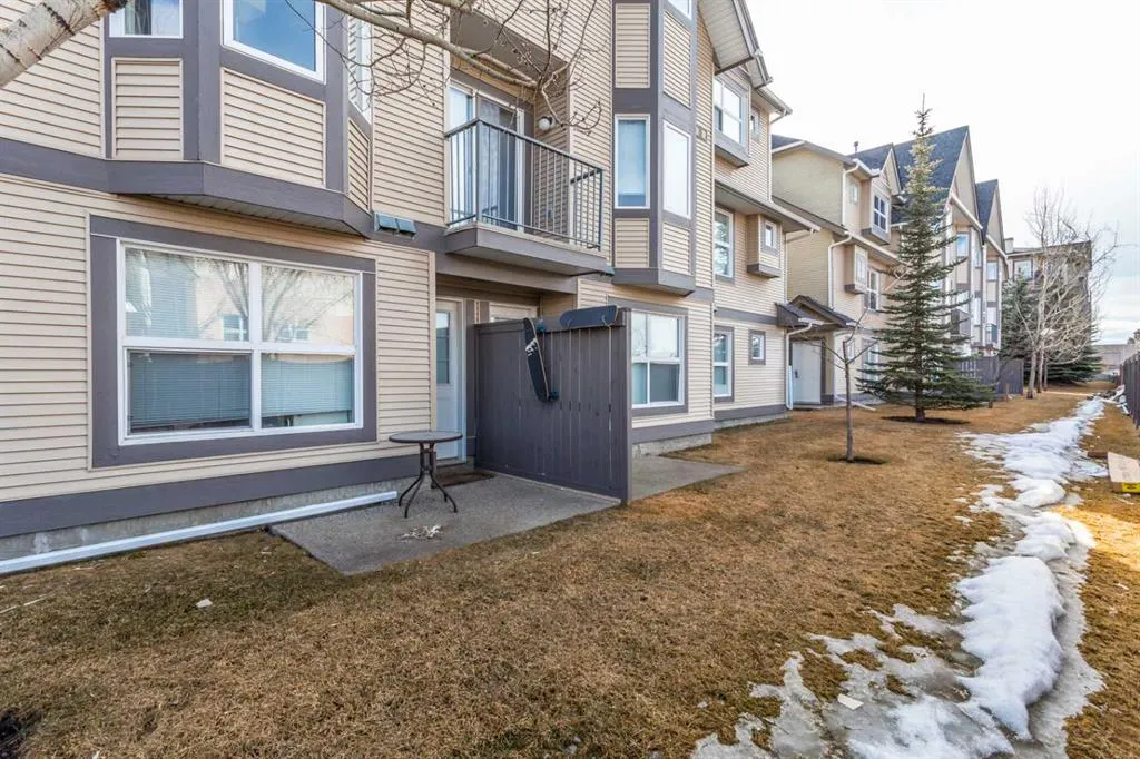 143 Cedarwood Lane SW