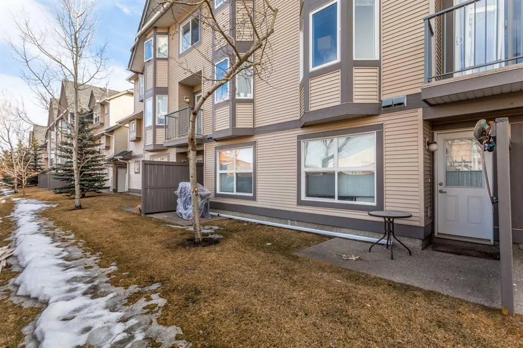 143 Cedarwood Lane SW
