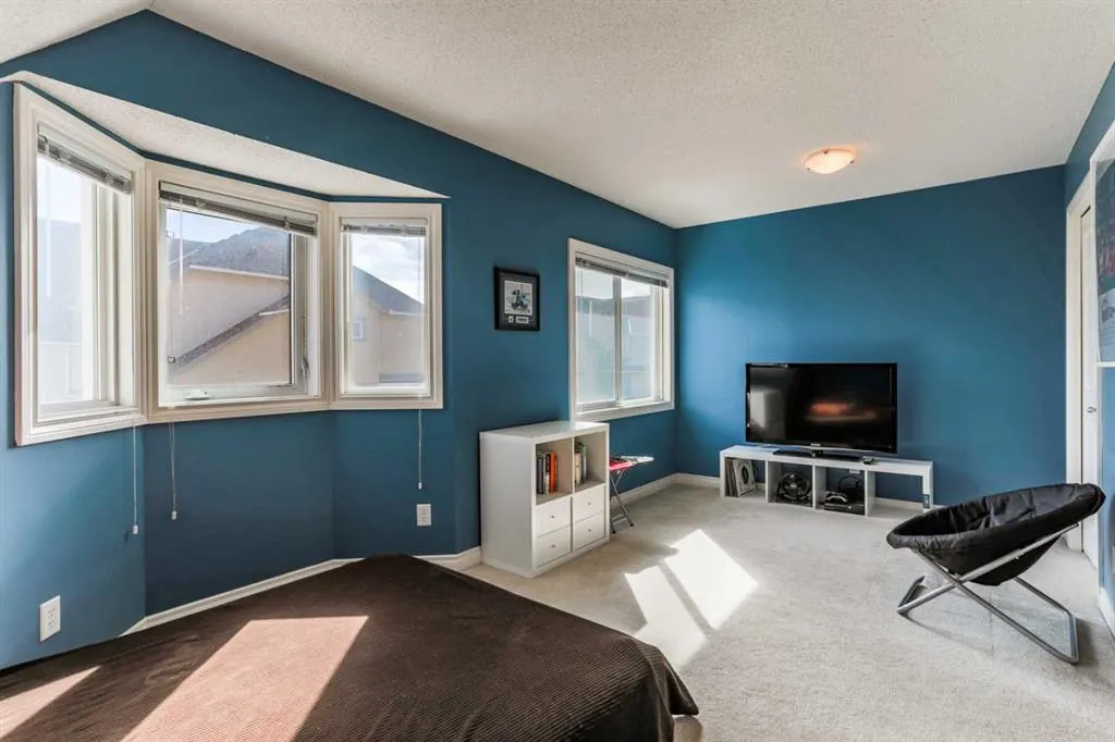 143 Cedarwood Lane SW
