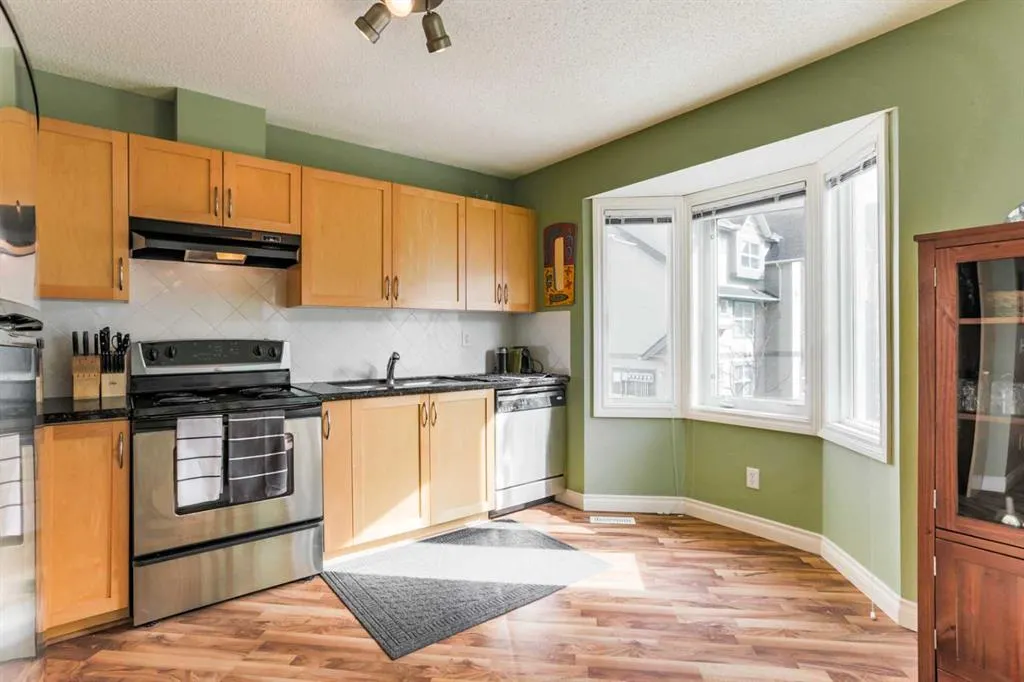 143 Cedarwood Lane SW